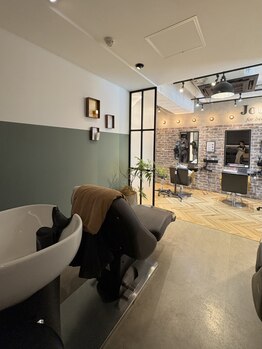 ジュイール(Jouir)の写真/西千葉駅徒歩3分◆最高級の豊富な商材×丁寧なカウンセリングで個性を活かした魅力的なスタイルを実現♪