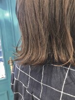 ルーチェココ(Lu'ce coco)&nbsp;切りっぱなし外ハネセミディ