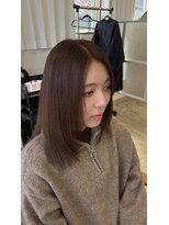 シキ サカイテン(SHIKI)&nbsp;顔周りレイヤーで大人ミディアム