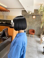 ショートヘア ハーフアンドハーフ(HALF AND HALF) ボブ