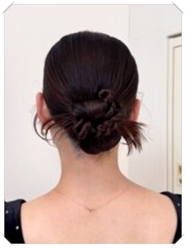 エクラヘアーズボウグループ(eclat hair’s BEAU group) 大人気カチモリ！お呼ばれでもパーティーでも万能なスタイル