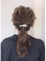 アロス ヘアー(Aross hair)&nbsp;パーティー、二次会に☆ポニーテールアレンジ