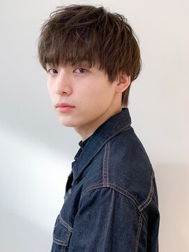 カンゴール サロン トウキョウ セントラル 原宿(KANGOL SALON TOKYO CENTRAL) 【KANGOL】センターパート パーマ 韓国 ウルフ マッシュ カラー