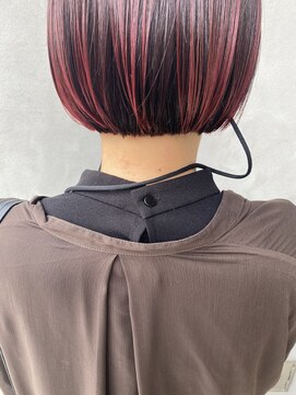 イン(in.) ハイコントラストレッド