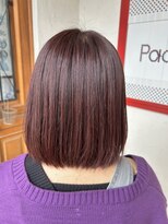 パディントン(Paddington) ガーリーなミディボブにはヴァイオレットピンクが相性◎