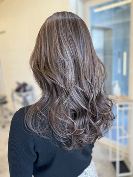 アナ ラーナ(Anna Lanna) メロウなハイライトカラー【奥村北斗】