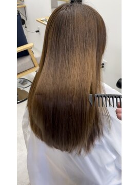 スリーヘアー(THREE hair) 酸性ストレート