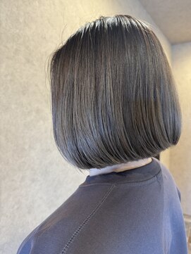 イロハ(iroh) イルミナカラー新色/ムーンライト/ボブ