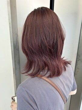 ビューナゴヤ 名駅(VIEW NAGOYA) 顔まわりカット/ウルフカット/ミディアム/ピンクカラー