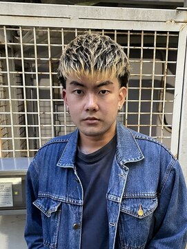 メリケンバーバーショップ トーキョー(MERICAN BARBERSHOP TYO) BURG 【マレット/モホーク/スキンフェード】