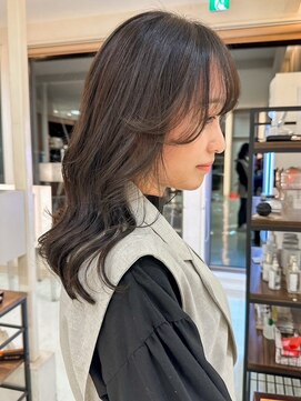アンドファインヘアービューティー(AND FINE hair beauty) 顔周りレイヤー