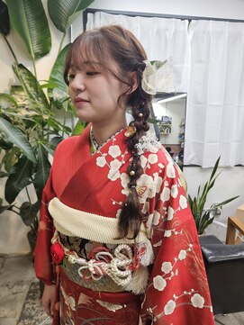 イット(it.) it. YUI 振袖着付 編み下ろし 成人式アレンジ