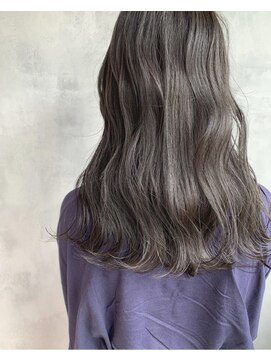 キチ(kichi.) [kichi.] セミロング×透け感グレージュ