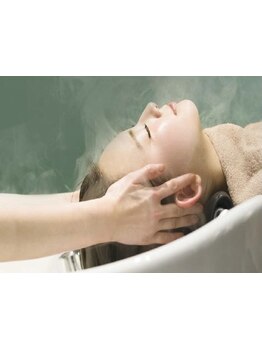 【東中野駅から徒歩1分！】くつろげる店内と広く心地よい空間で贅沢なひと時を♪