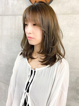 エンドット(en.) ミディアムレイヤー&顔周りカット　担当寺尾