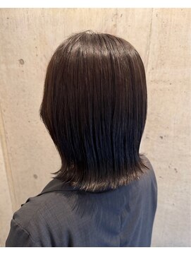 ロッカヘアエジェ(ROCCA hair eje.) 艶髪切りっぱなしミディボブ