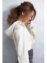 ラブ アンド ヘア ロコ(Love&Hair Loco)&nbsp;こなれ感満載のラフポニーテール