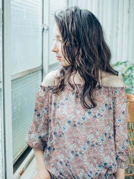 フローラビューティーヘアー(Flora Beauty Hair) オフェロかきあげウェーブ/20代/30代/40代/50代/岡山/表町