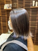 ムスビ(hair musubi) ハイトーンインナーカラー、透明感、外はねボブ
