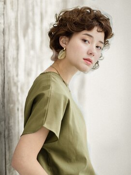 ティファ 栄(Tiffa) クセ毛風エッジパーマ