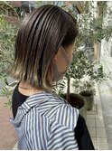 ぱつっと切りっぱなしボブ 裾カラー グラデーションカラー