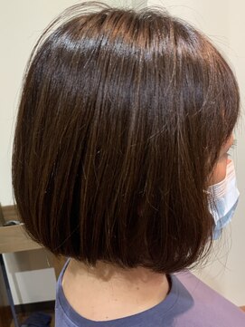 アドア(ADOR) お手入れ簡単ボブ