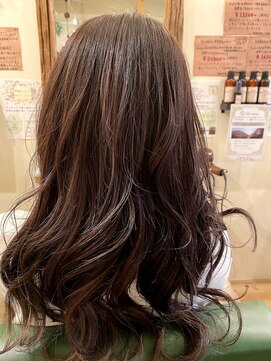 アングリッド(un gird) インナーカラー/ハイライト/ブリーチ/髪質改善/トリートメント