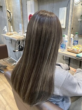 リィリ バイ ロダット 横浜(rili by LODAT) コントラストハイライト【rili横浜】