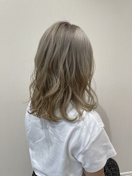 リミットバイアフィナー 大宮店(limit by Afinar) ミルクティーベージュ