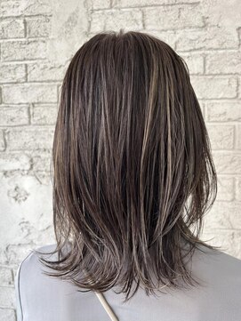 プライズ 池袋店(prize) 30.40代白髪ぼかしハイライトグレーベージュウルフ