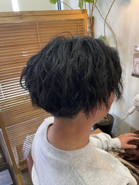 ヘアワークスルシア(HAIR WORKS LUCIA) メンズ　マッシュツイストパーマ