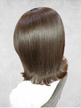 ふくぷく 天使の羽バング重めボブ外ハネ肩まで艶感透明感トレンディ韓国