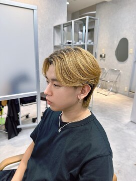 ジーナ 天神(Zina) 韓国風センターパート、センターパートウルフ