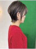 ハイライトカラー白髪ぼかしハイライトくびれショートボブ