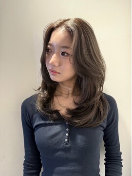 ブロック ジャポン(bloc japon) ダークグレージュ レイヤーカット 海外レイヤー/AIRI KONO