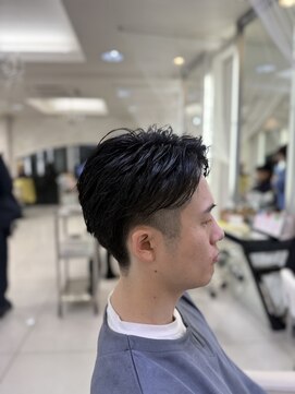 クオリス 赤塚店(QUALIS) ◎メンズ短髪パーマなし爽やかサイドパート簡単スタイリング