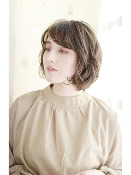 オティアプラスエヌ(OTTIA+n) 20代30代40代　レトロロマンボブ【松山】＃523