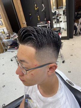 バーバーブロス 吉祥寺店(BARBER BROS) 【LUDLOW BROS.】YamazakiManaya スキンフェード七三分け