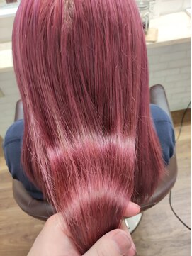 エルパライソ(Hair make Elparaiso) ピンクカラー