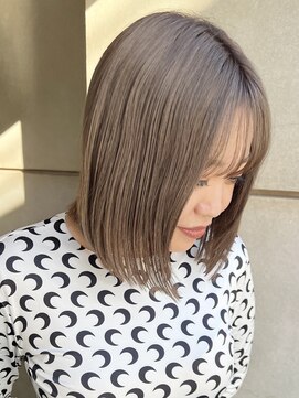 ローネス(LONESS) ブリーチベースのグレーベージュ【表参道/青山】