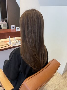 マーリャヘアー(mallia hair) レイヤースタイルレイヤーカットロングレイヤー小顔スタイル