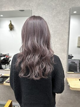 リベストバイジェービー 稲毛(li best. byjb) ホワイトグレージュ/チェリーブラウン/ミニウルフ[稲毛/稲毛駅]