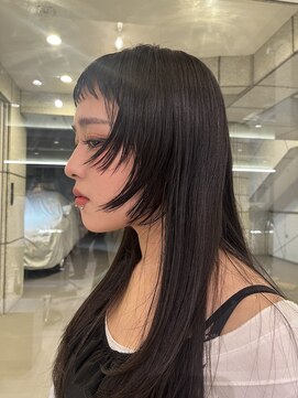 ダブ アオヤマ(DaB AOYAMA) 顔まわりデザインカット姫カット顔まわりレイヤー