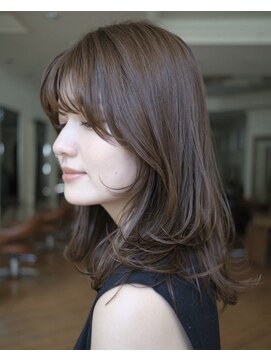 ミディアムレイヤーカット