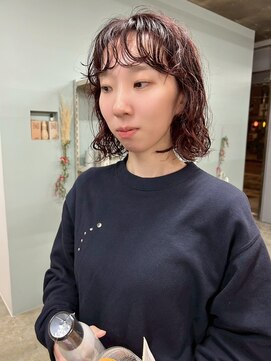 イン(in.) ボブパーマ/透け感カラー