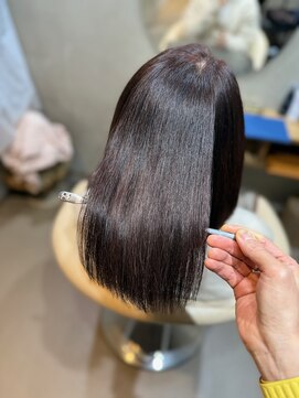 ムギ(Mugi.) 誰もが羨む髪へ。美髪ストレートエステ