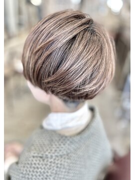 サーティエイト(38) ステップボブ/ピンクグレージュ/白髪染め/髪質改善/ショート