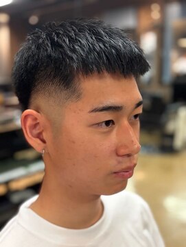 ワンワンオー バーバーショップ 博多店(@110 BARBER SHOP) ツーブロックショートカルマヘアスリックバックジェットフェード