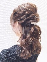 オリーブスバイネオリーブ(Olive's by neolive)&nbsp;【新宿　Neolive】ミディアム＊ハーフアップアレンジ