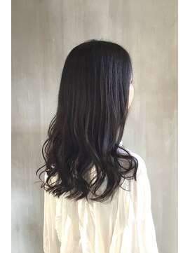 チル(Chill) 【Chill 】透き通る柔らかさのあるダークオリーブカラー